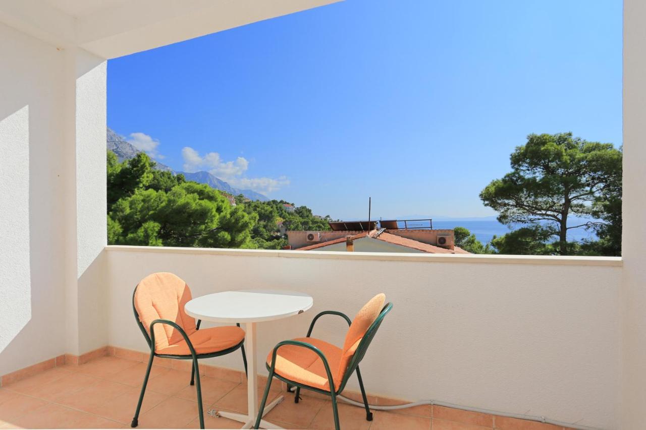 Apartments By The Sea Brela, Makarska - 6688 Exteriér fotografie